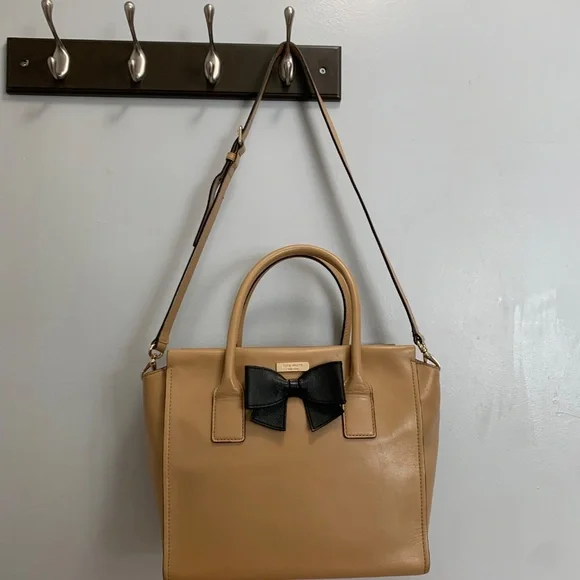 Kate Spade Large Excellent Condition - Picture 12 of 16